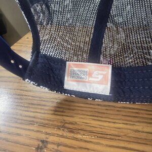 SNAP ON Tools Hawaiian Hat Snapback Floral Pattern Trucker Cap Mesh Blue